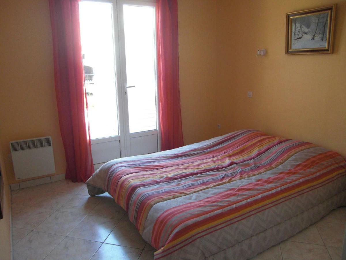 79 Rue Des Tourterelles Lägenhet La Londe-les-Maures Exteriör bild